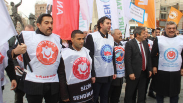 Kamu Çalışanları İçin Meydanlardaydık!