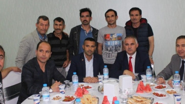 Yurt-Ay Sen Üyeleri Geleneksel İftar Yemeğinde Buluştu
