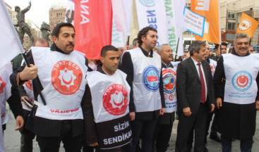 Kamu Çalışanları İçin Meydanlardaydık!